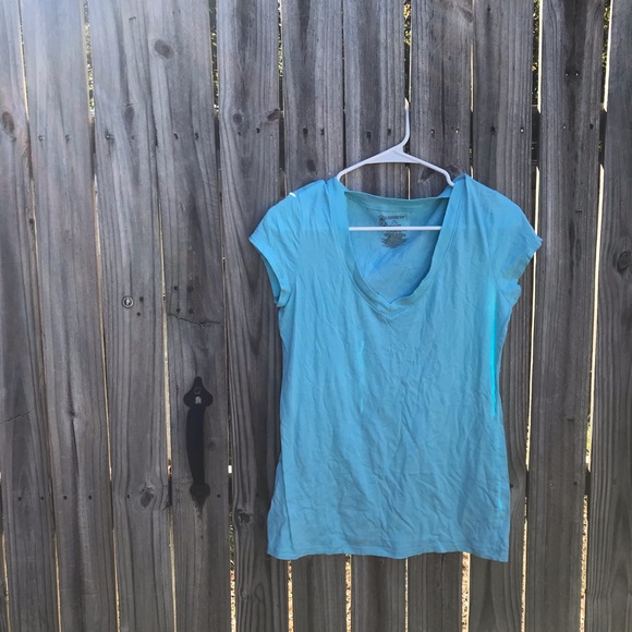 No Boundaries Tops - Large blue Vneck by no boundaries No Boundaries Tops - Large blue Vneck by no boundaries